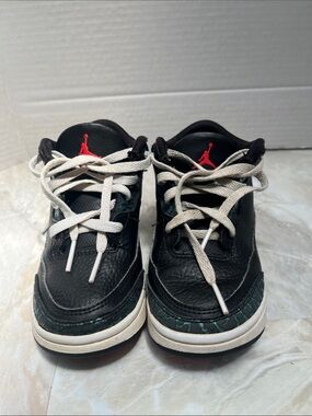 Jordan Kids Black Sneakers with Red Jumpman